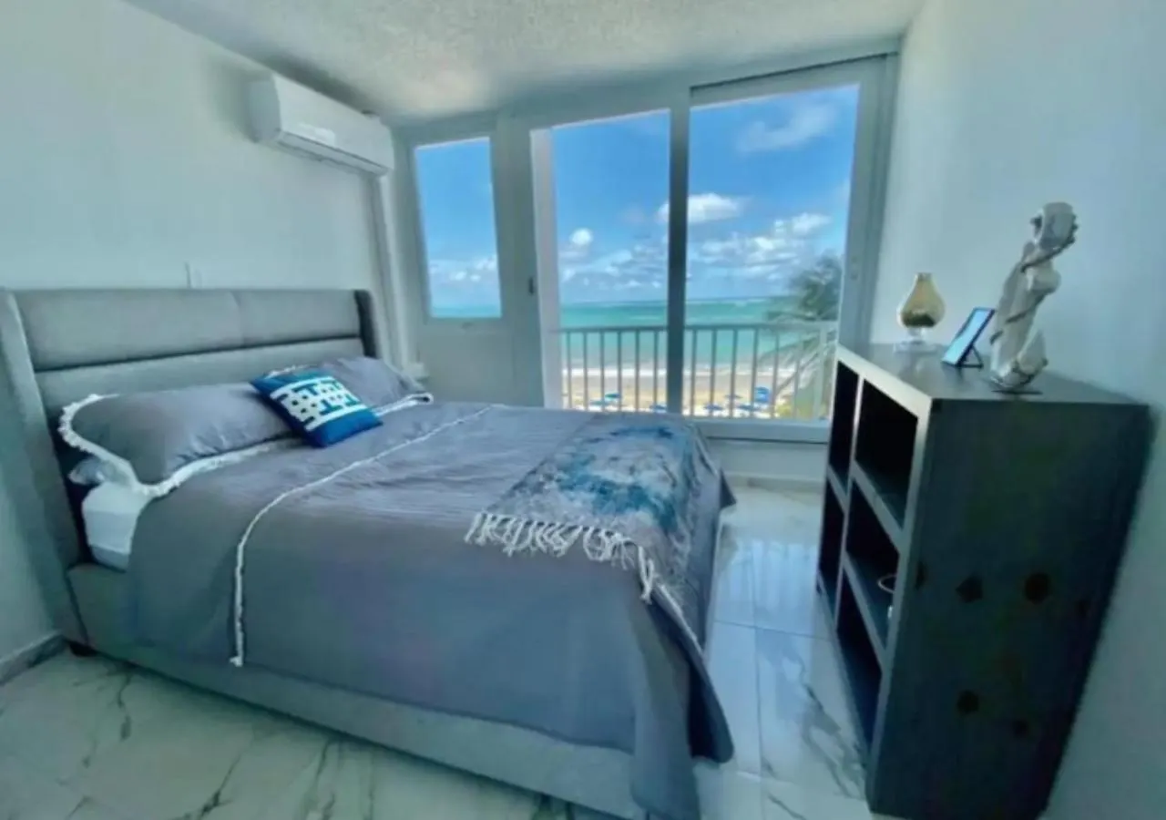 Apartamento Con Vista Al Mar En Isla Verde Carolina contacts